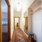 Stories Writer\'S Ap 40Sqm Renovated Free Parking