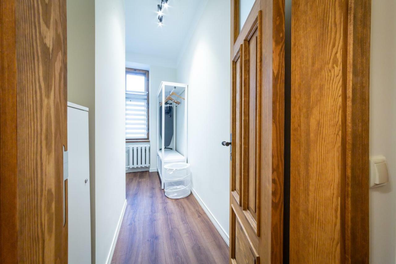 Huoneisto Stories Writer's Ap 40sqm Renovated Free Parking *